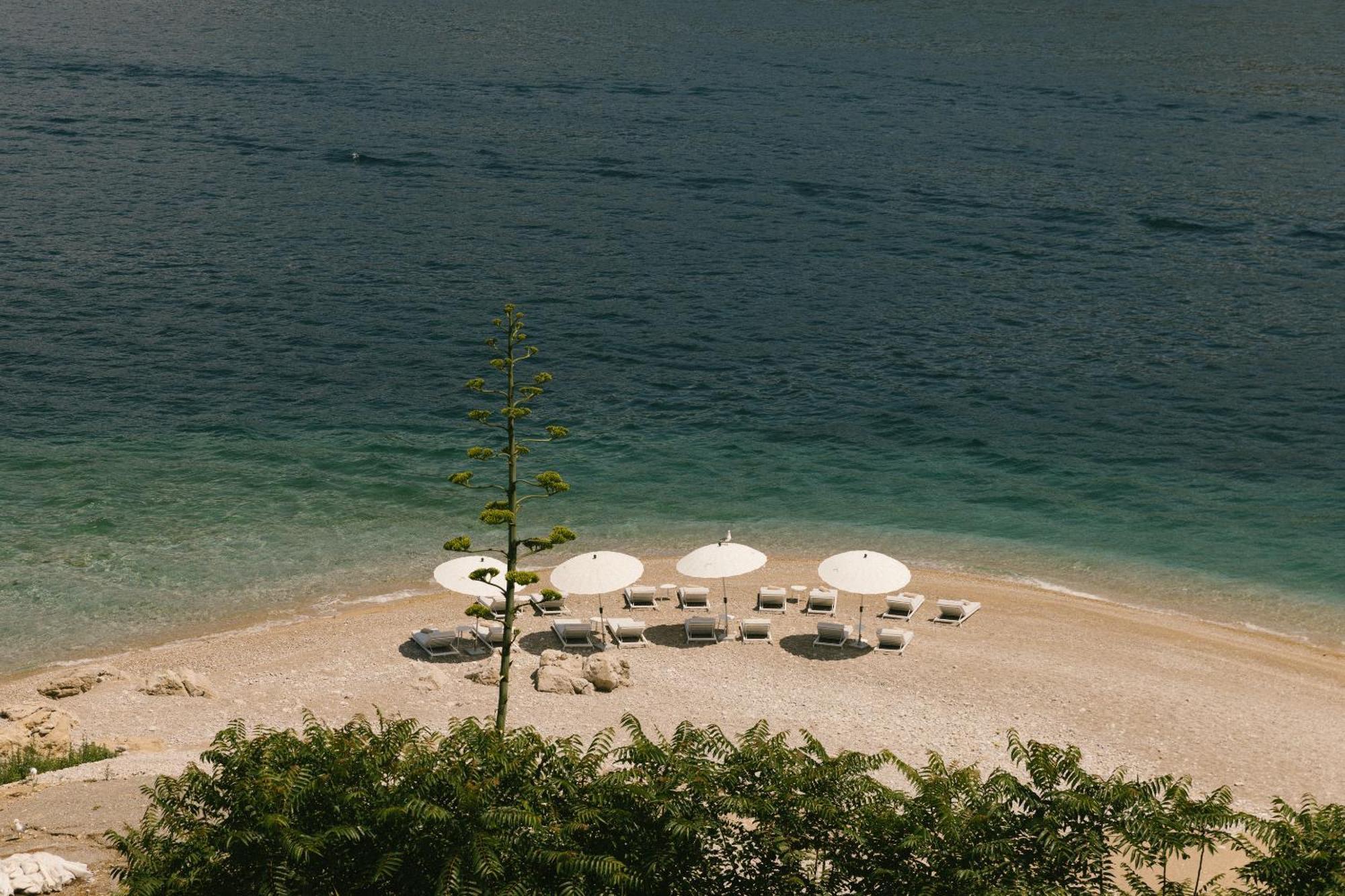 Mamula Island Hotell Herceg Novi Exteriör bild